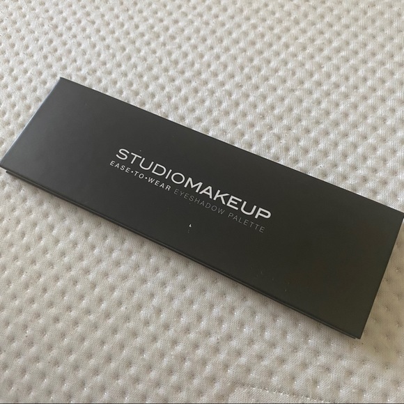 Studio Make Up Ease to Wear Palette - Picture 1 of 2